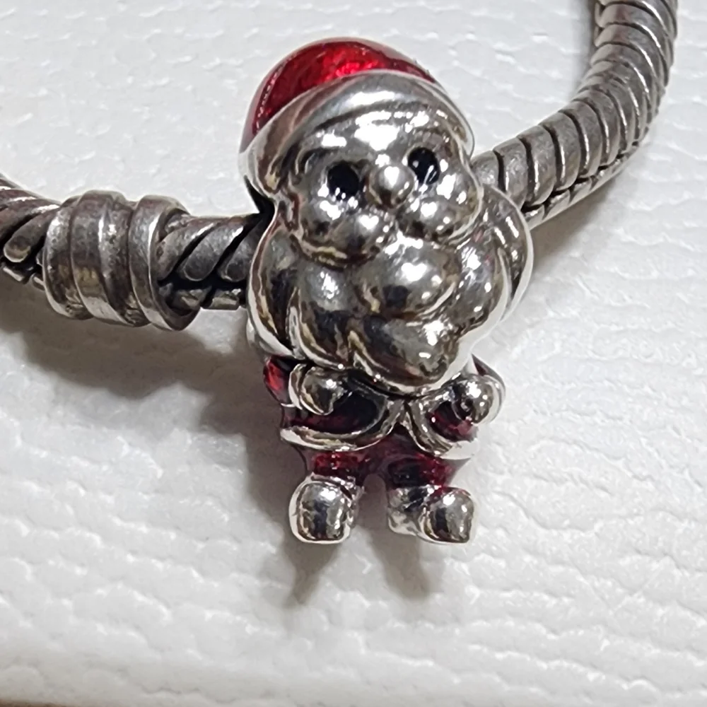 Pandora Playful Santa Charm